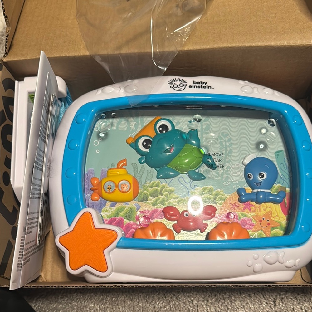 Baby Einstein Ocean Adventure Fish Tank Toy - Blue and Orange